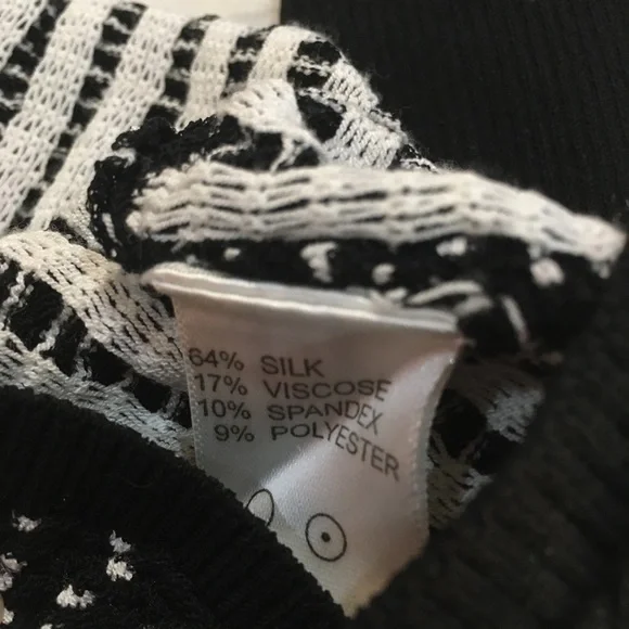 Black and White Off-Shoulder Women's Top - Picture 4 of 4